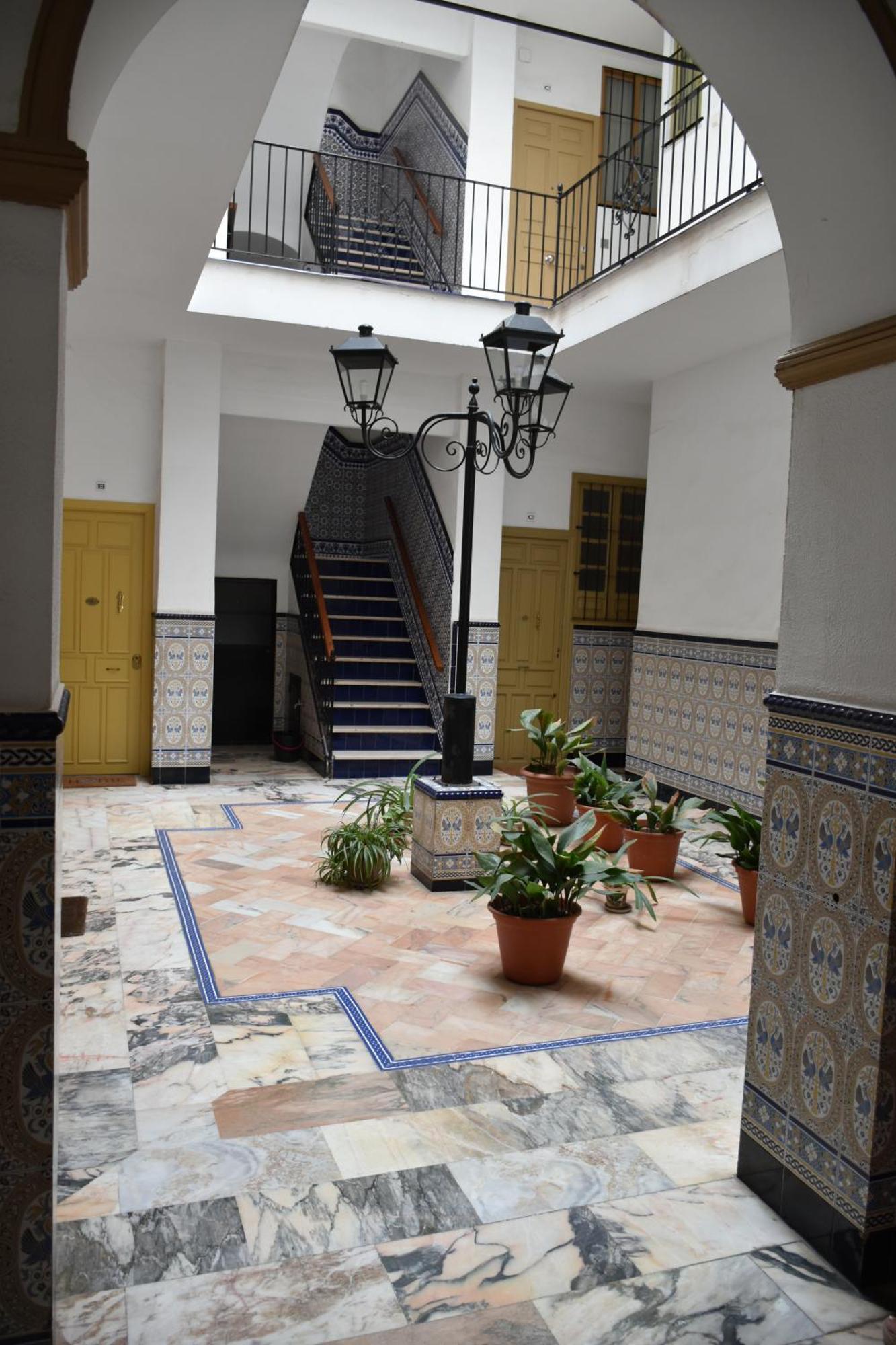 Puerta Carmona Apartment Seville Luaran gambar