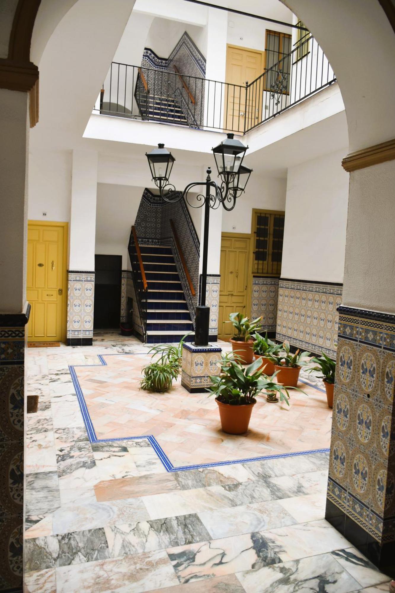 Puerta Carmona Apartment Seville Luaran gambar